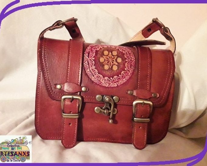 Taller de Artesanías Mola